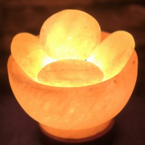 Bowl with flat stones